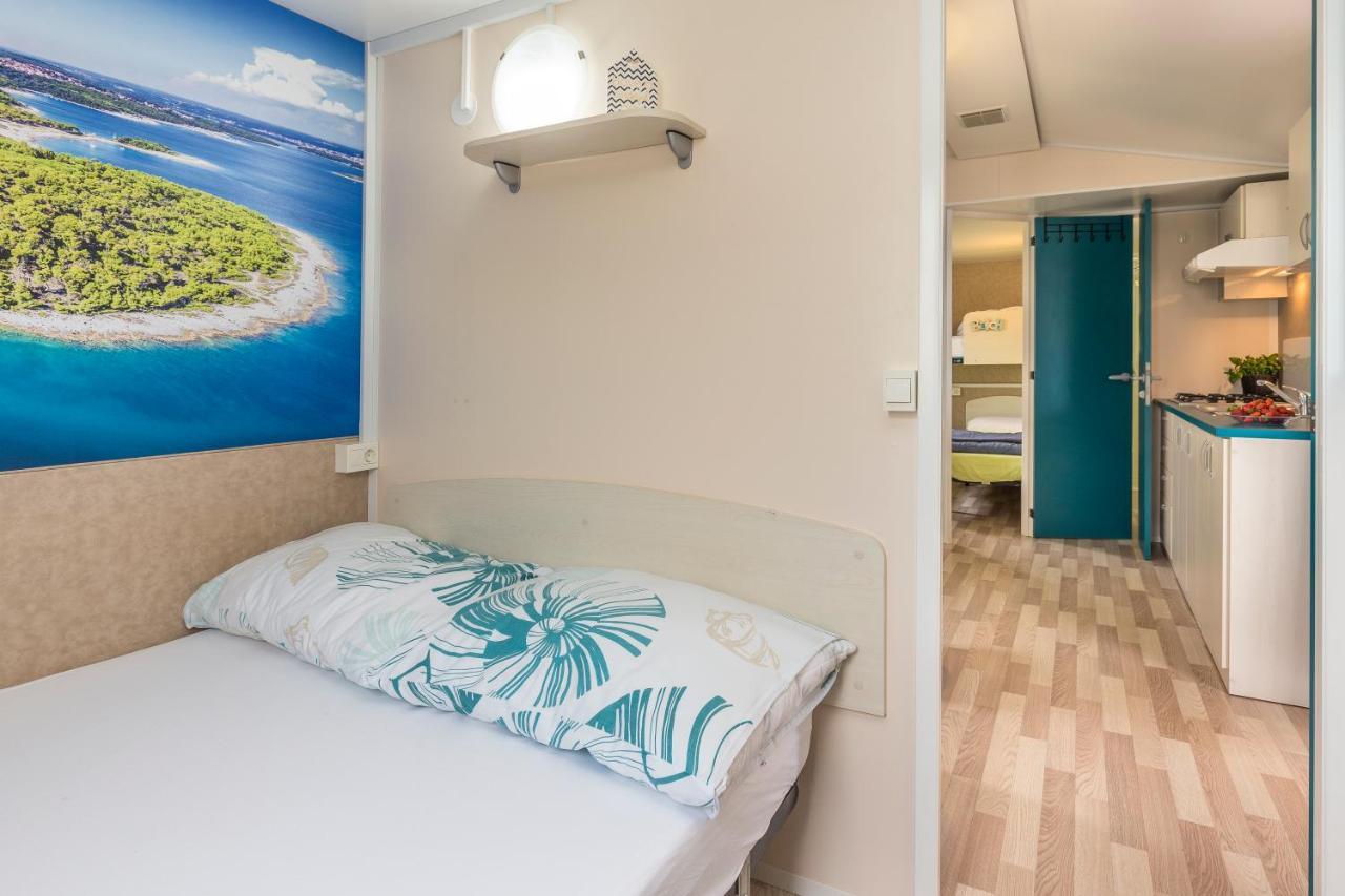 West Coast Mobilhome With Xxl Terrace Tar-Vabriga Exteriér fotografie